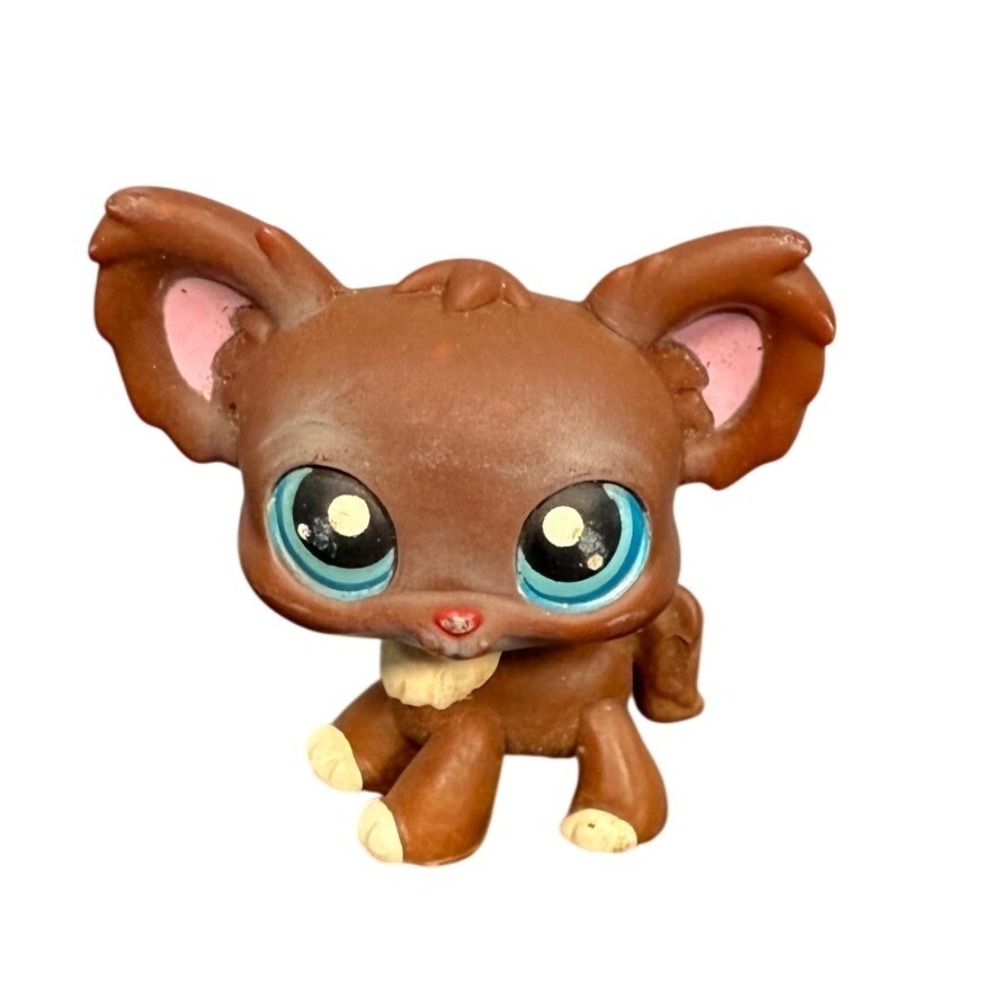 Littlest Pet Shop #219 Brown‎ Chihuahua Dog Blue Eyes Hasbro LPS Figure